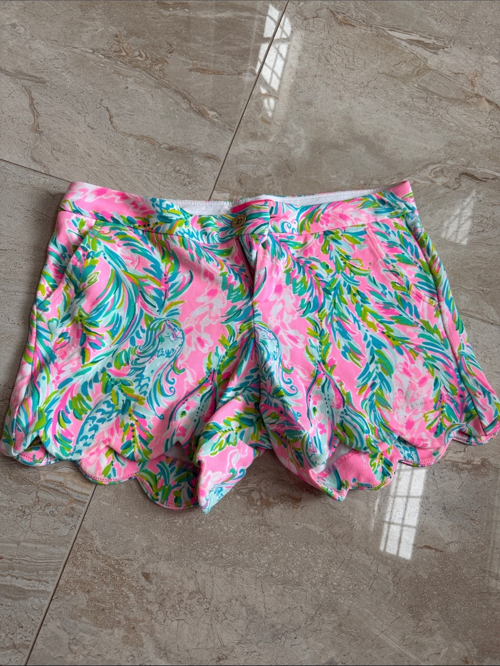 Lilly Pulitzer Buttercup Knit Shorts 💕🤍💕